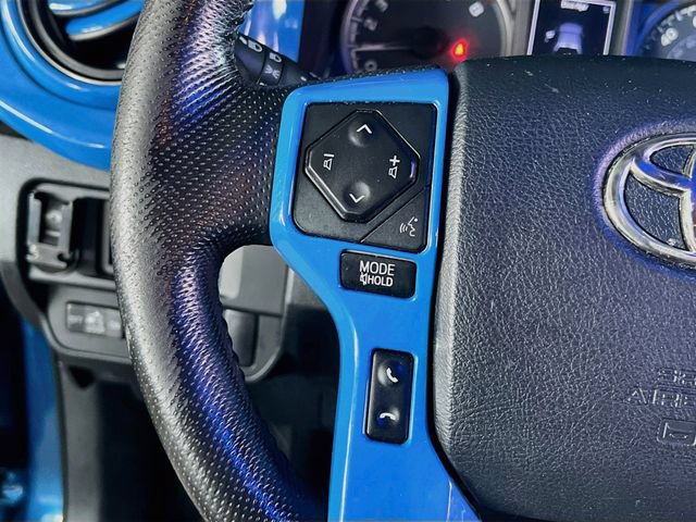 Used 2016 Toyota Tacoma SR5 RWD image 17