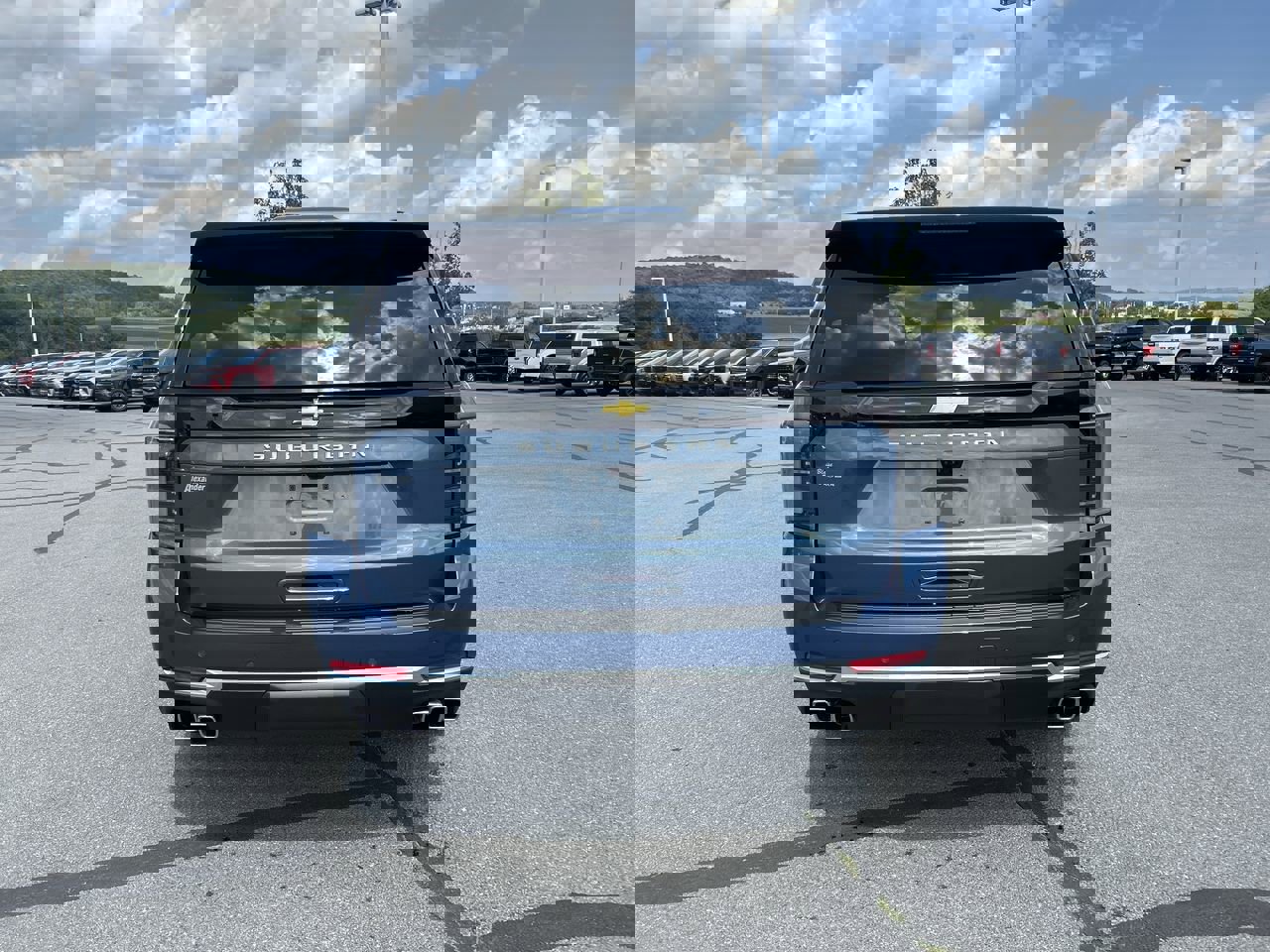 New 2025 Chevrolet Suburban High Country image 6