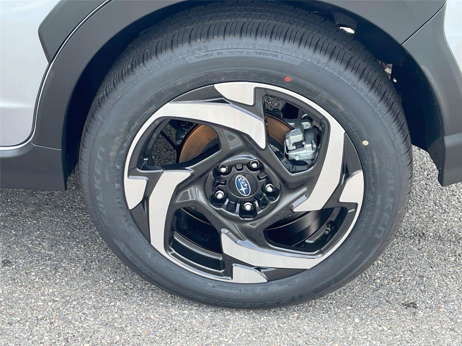 New 2026 Subaru Crosstrek 2.5i Limited AWD/4WD image 11