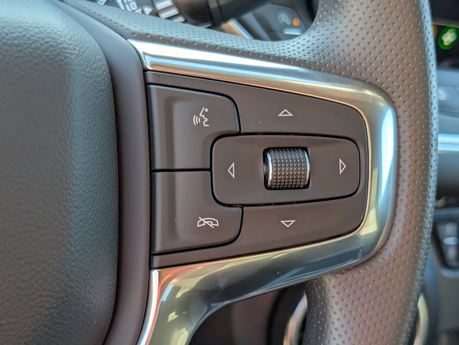New 2026 Chevrolet Blazer LT w/ Convenience Package FWD image 19