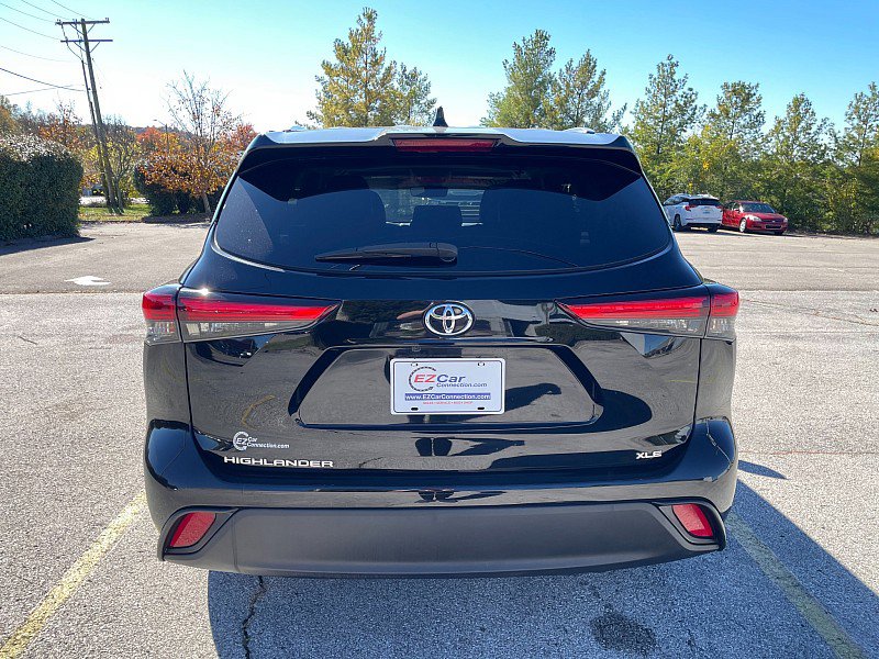 Used 2020 Toyota Highlander XLE image 7