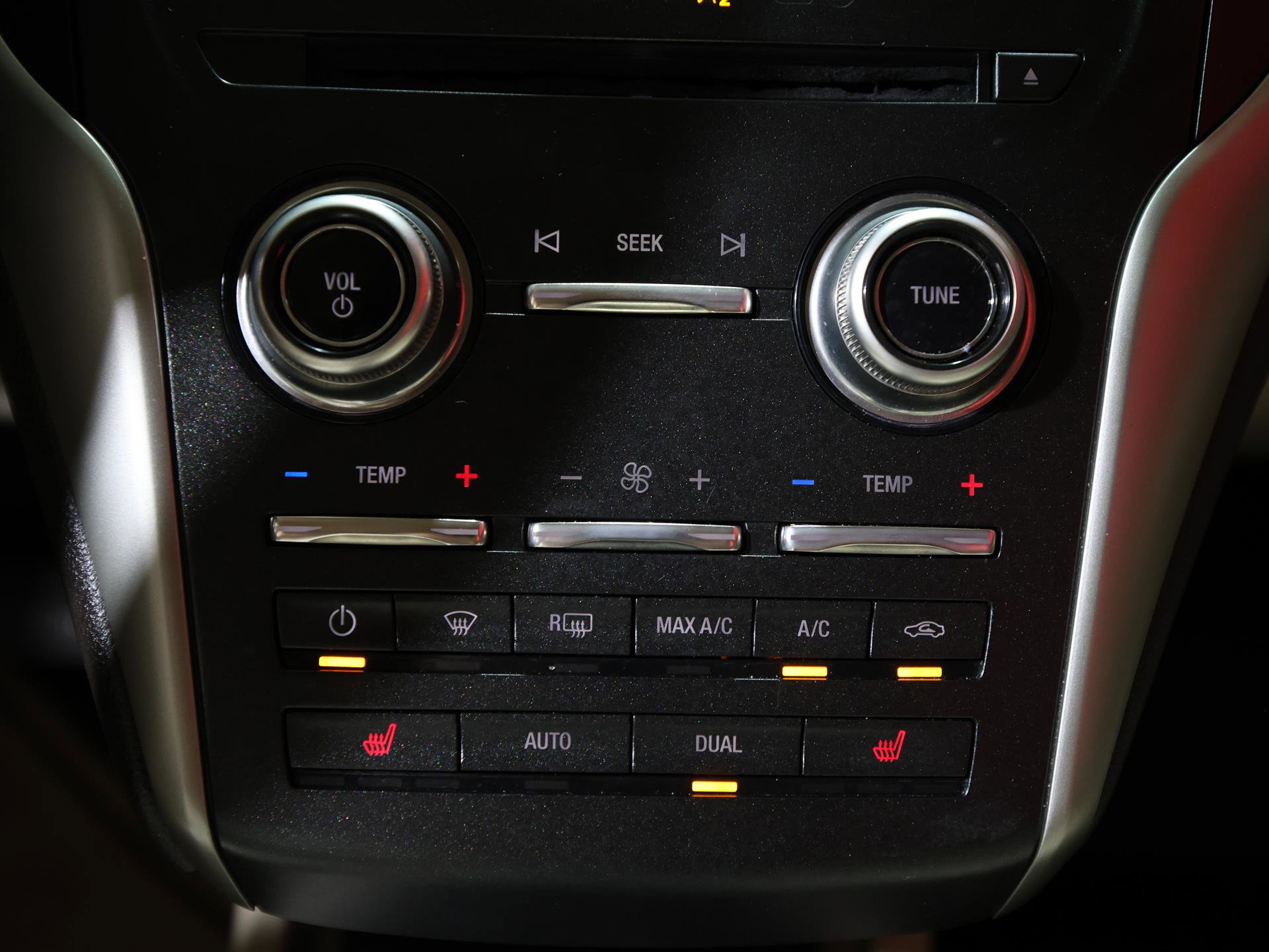 Used 2017 Lincoln MKC Select w/ Select Plus Package FWD image 20