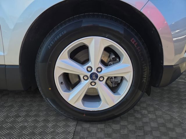 Used 2020 Ford Edge SE image 36