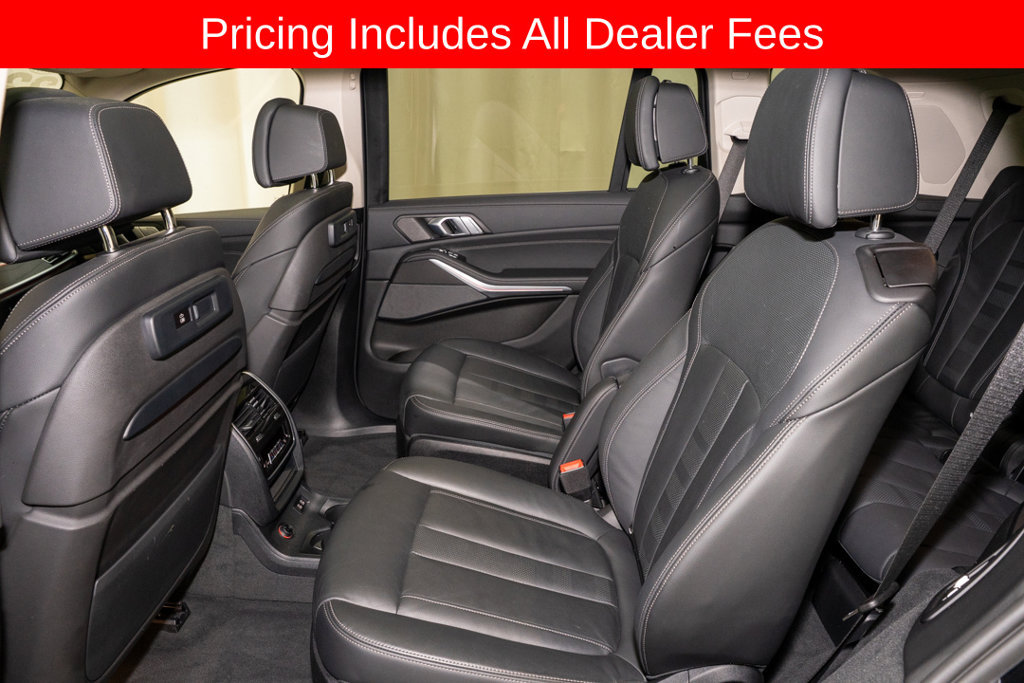 Used 2022 BMW X7 xDrive40i w/ Premium Package AWD/4WD image 13