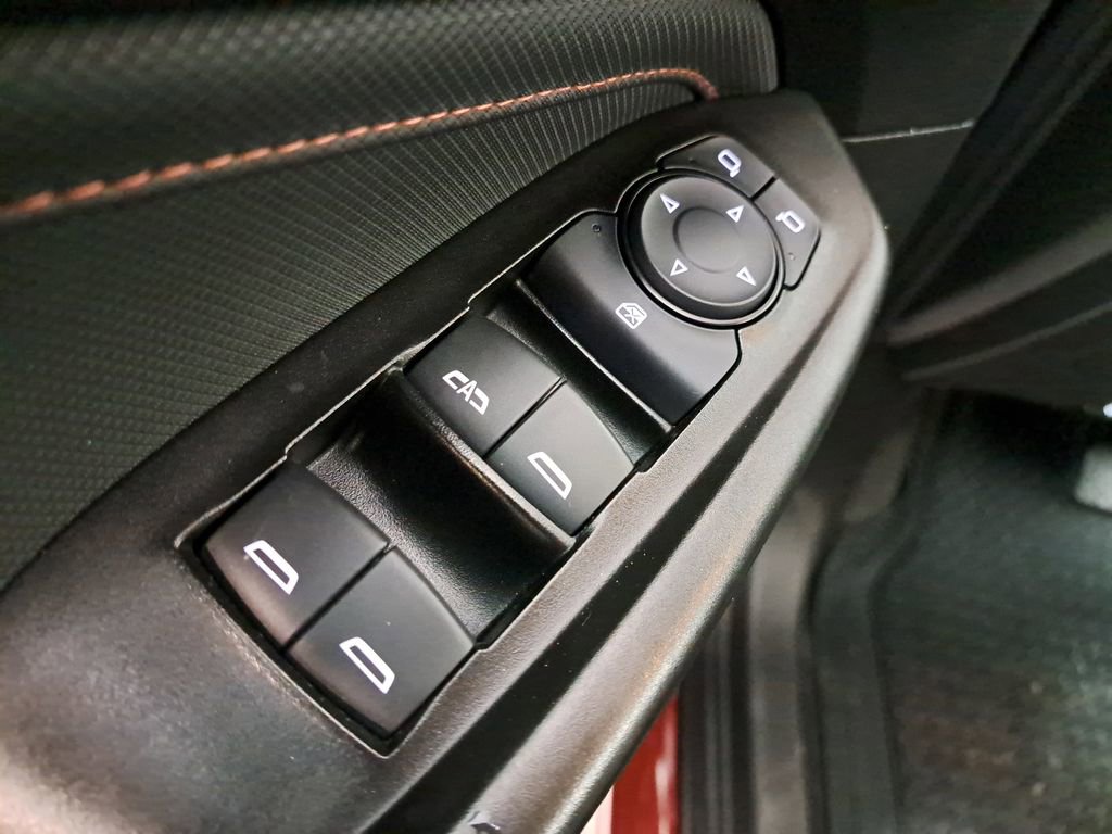 Used 2023 Chevrolet TrailBlazer RS w/ Sun and Liftgate Package image 15