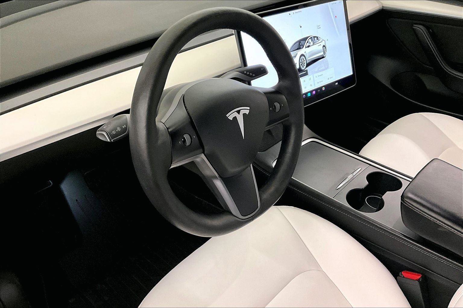 Used 2022 Tesla Model 3 Long Range image 13