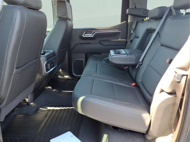 Used 2025 Chevrolet Silverado 1500 LTZ AWD/4WD image 22