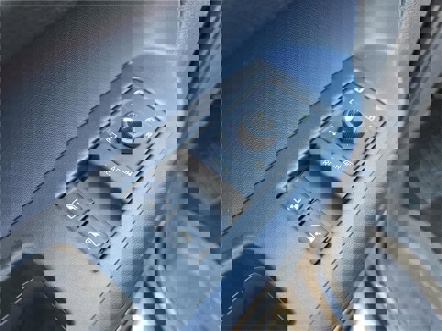 New 2025 Volkswagen ID. Buzz Pro S image 15