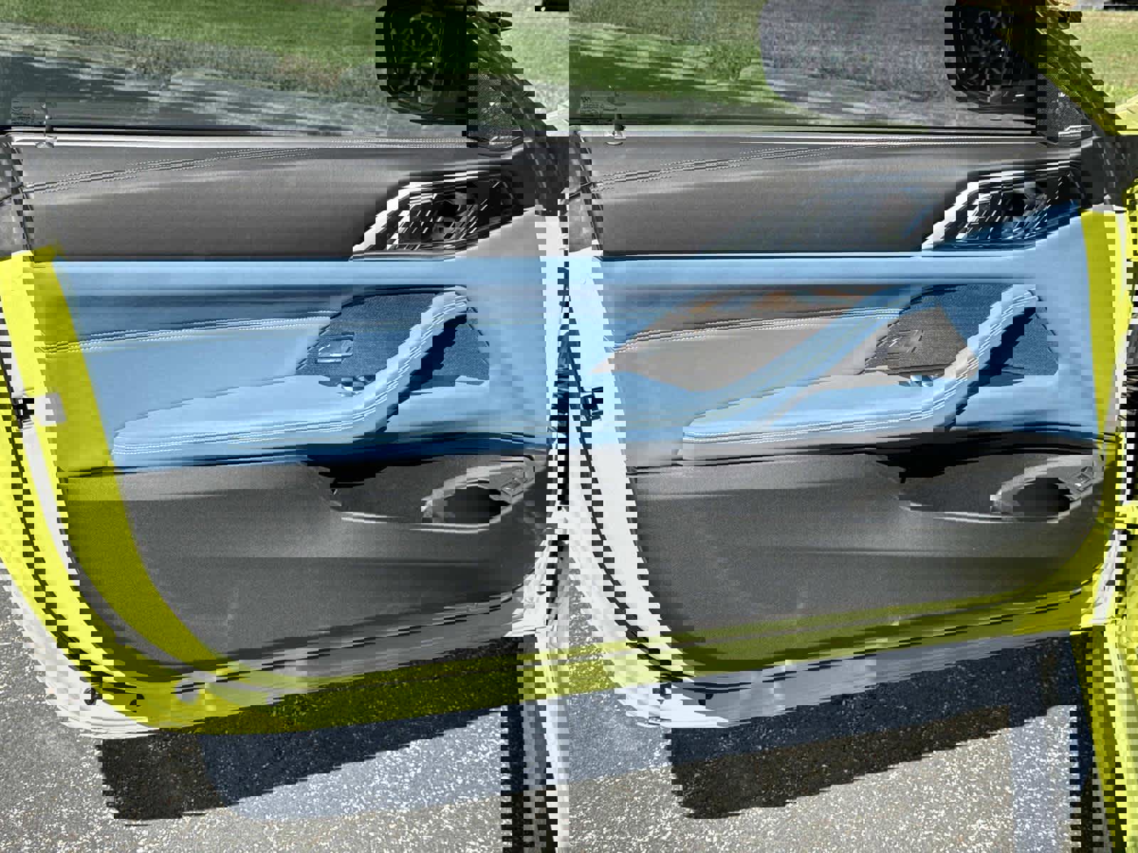 Used 2025 BMW M4 xDrive Competition w/ Carbon Package image 15