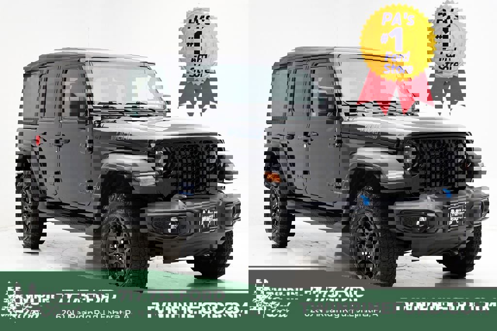 Used 2023 Jeep Wrangler Unlimited w/ Cold Weather Group image 1