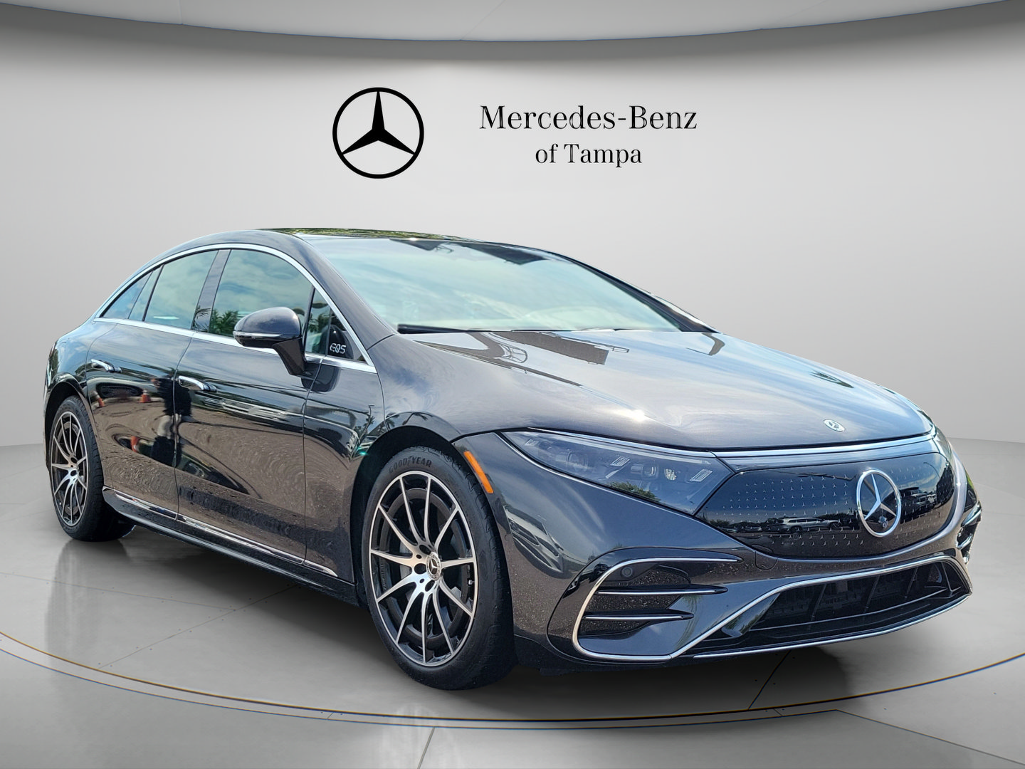 Certified 2024 Mercedes-Benz EQS 580 4MATIC Sedan image 4