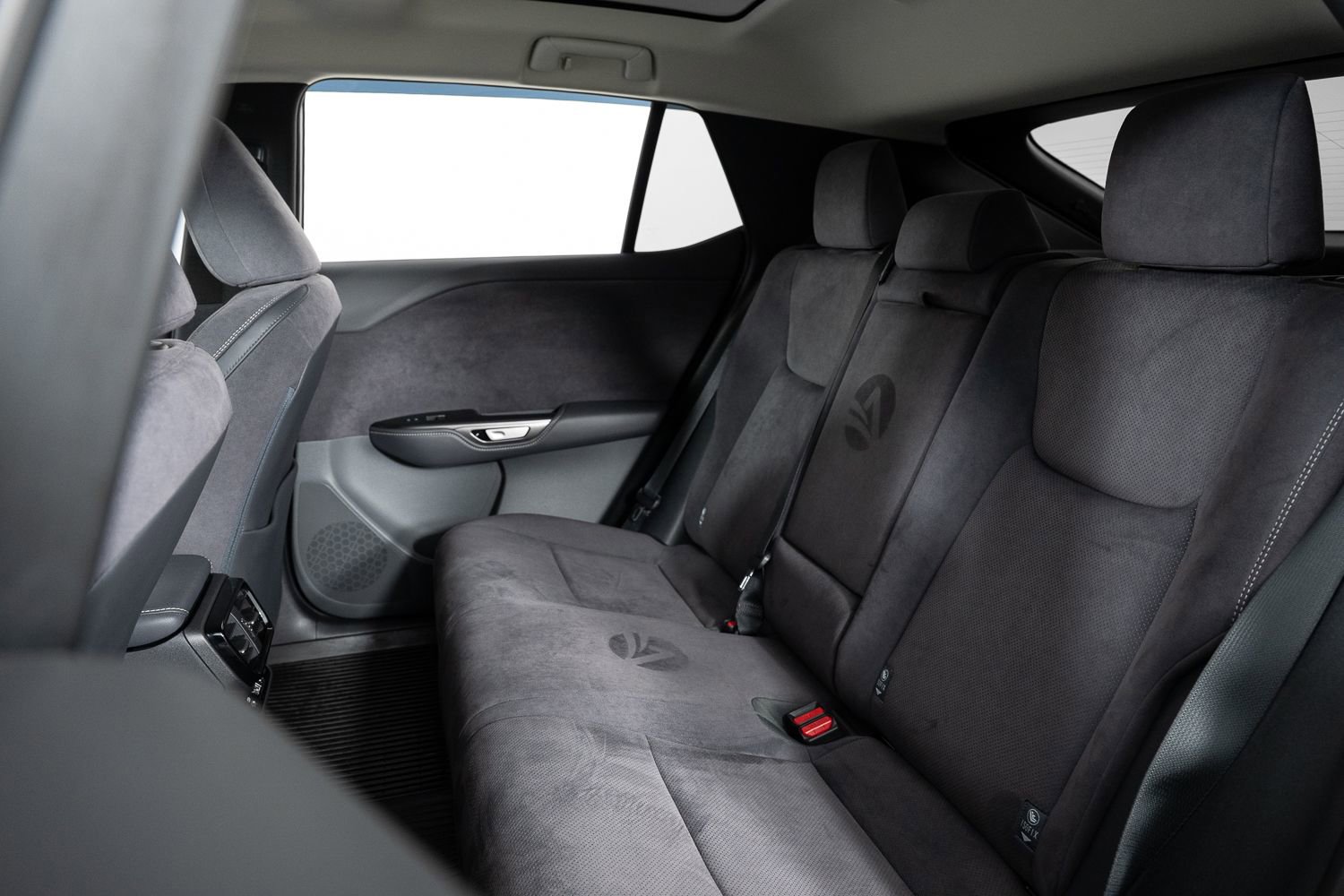 Used 2023 Lexus RZ 450e Premium w/ Accessory Package (2T) image 21