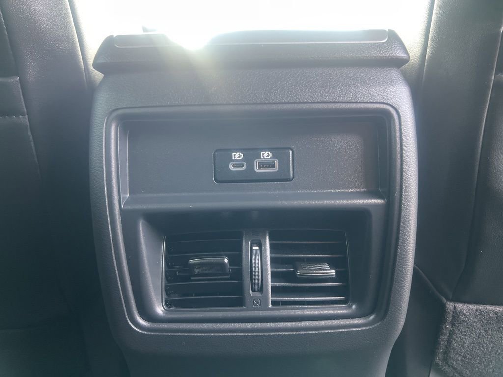 Used 2024 Nissan Murano SV w/ SV Midnight Edition Package image 37