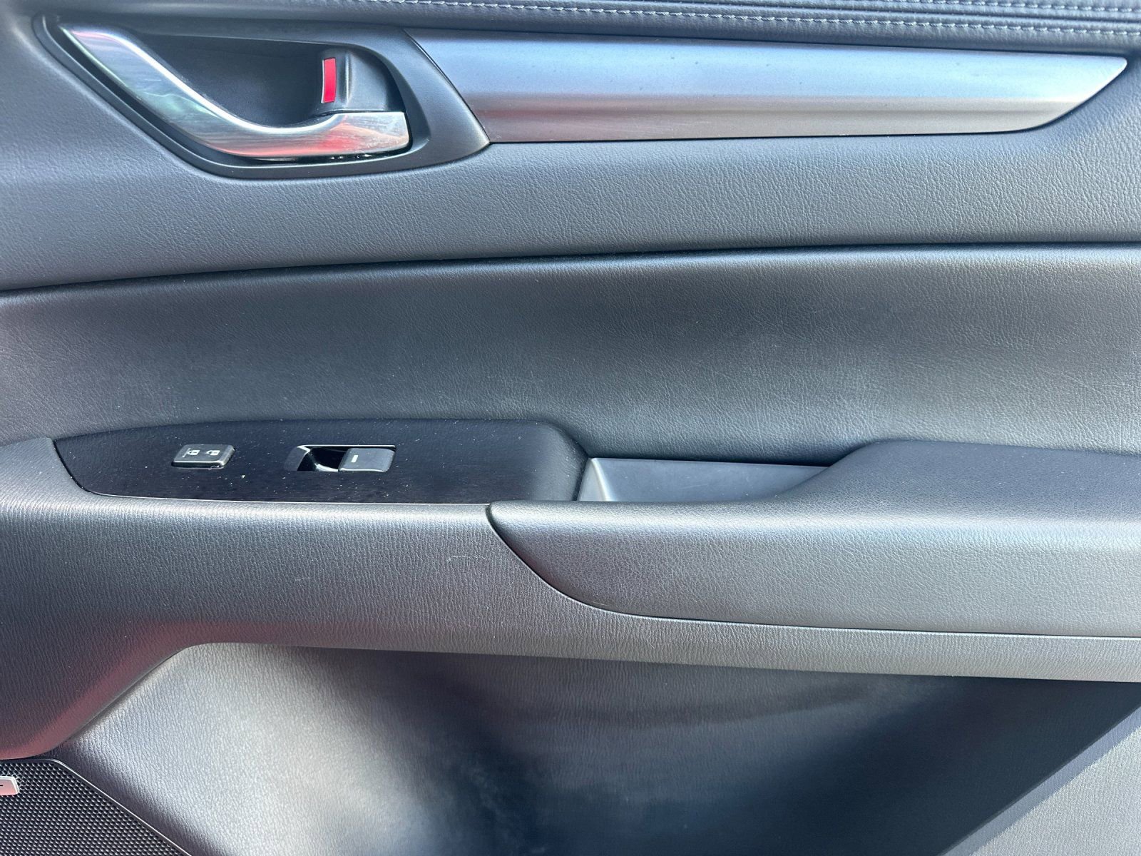 Used 2019 MAZDA CX-5 Touring image 19