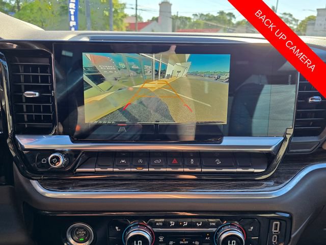 Used 2022 GMC Sierra 1500 SLE w/ X31 Off-Road Package AWD/4WD image 22