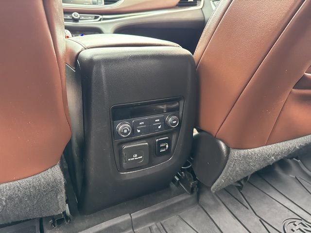 Used 2018 Buick Enclave Avenir image 22