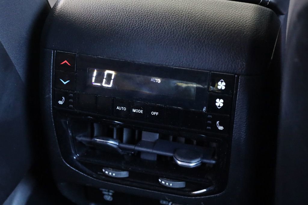 Used 2022 Jeep Grand Cherokee L Limited w/ Trailer Tow Group (B) image 35