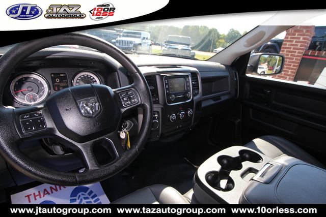 Used 2017 RAM 1500 ST RWD image 17