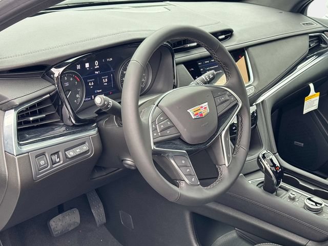 New 2026 Cadillac XT5 Premium Luxury w/ Driver Assist Package AWD/4WD image 18