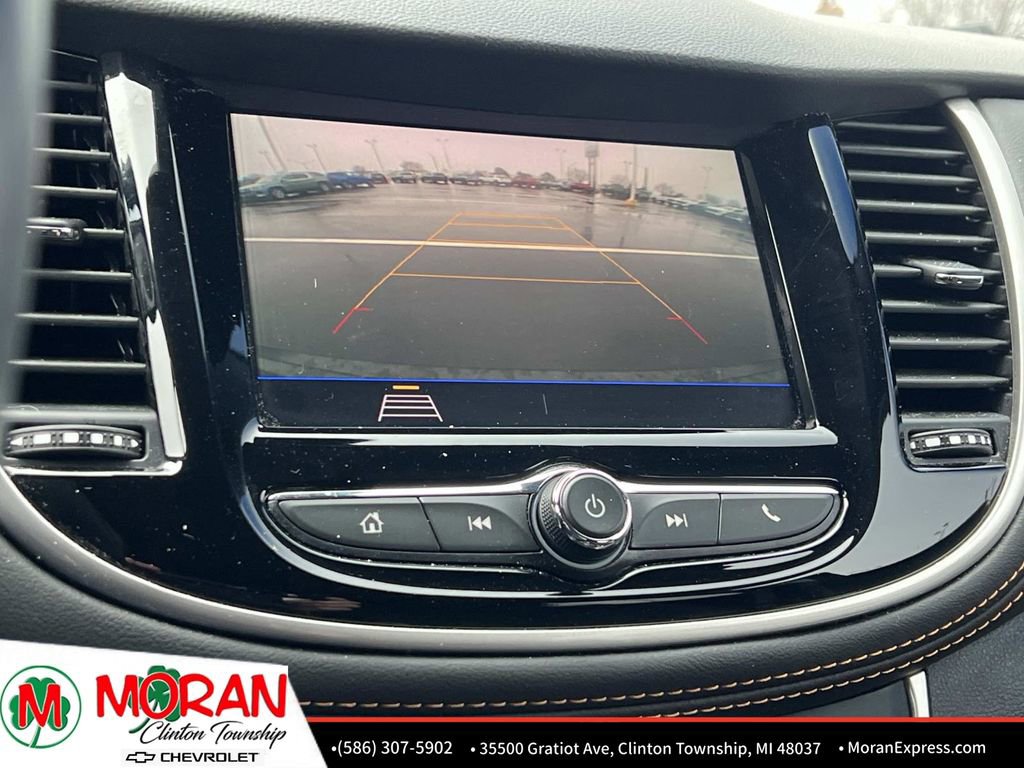 Certified 2022 Chevrolet Trax LT w/ LT Convenience Package image 21