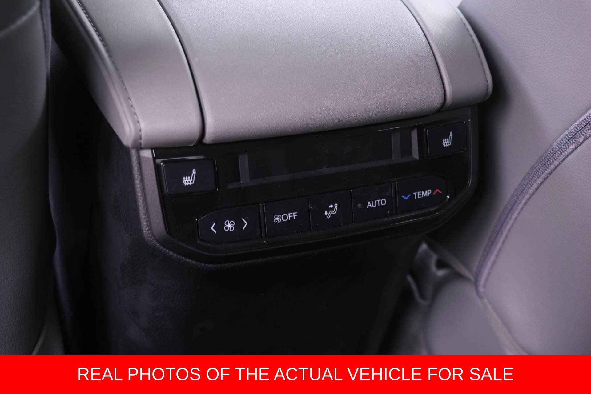 Used 2022 Toyota Highlander Platinum AWD/4WD image 12