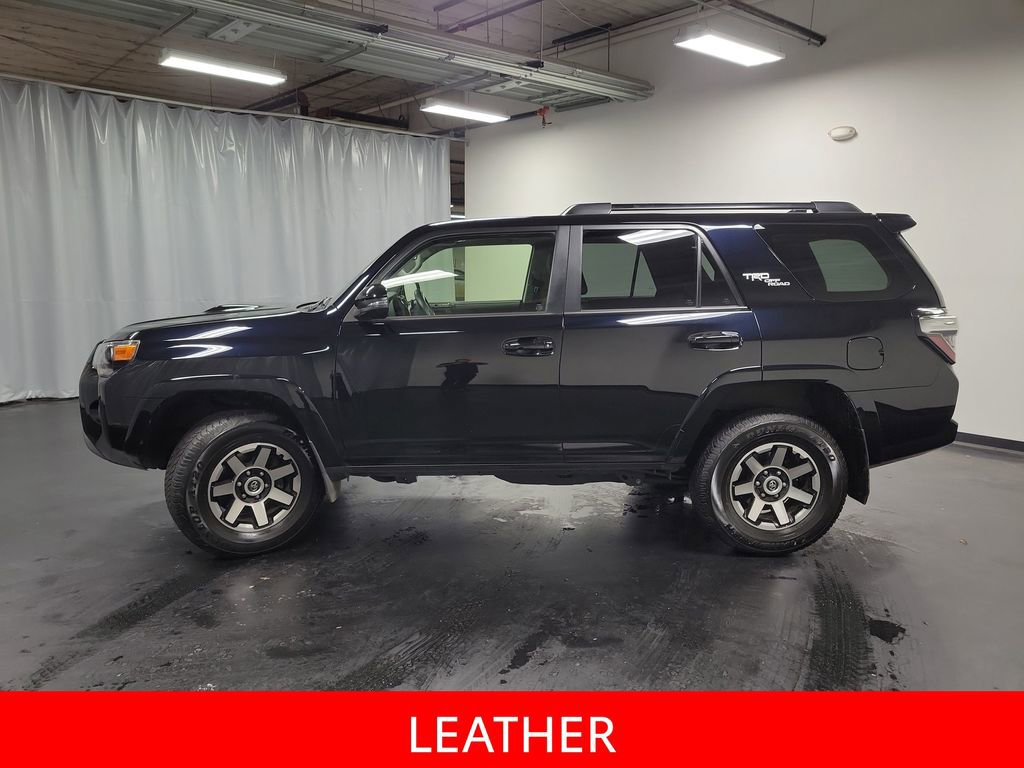 Used 2023 Toyota 4Runner TRD Off-Road Premium image 5
