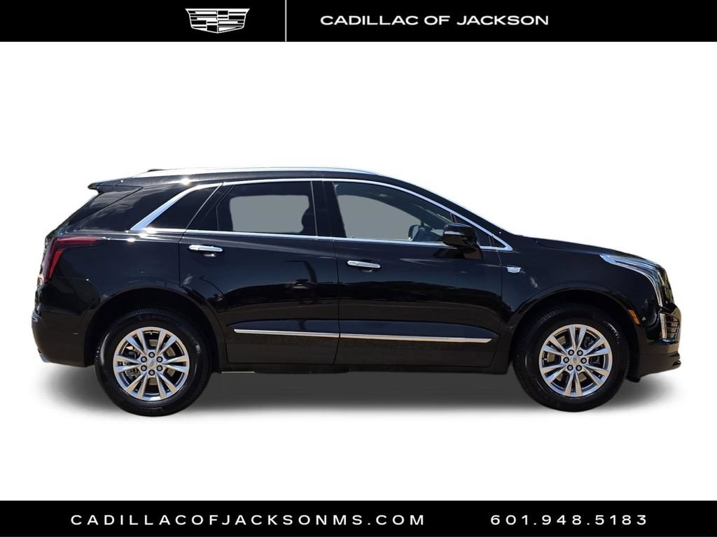 Certified 2025 Cadillac XT5 Luxury FWD image 4