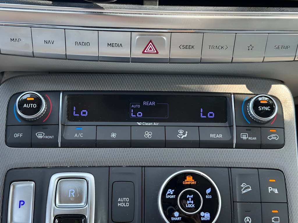 Used 2021 Hyundai Palisade Limited AWD/4WD image 28