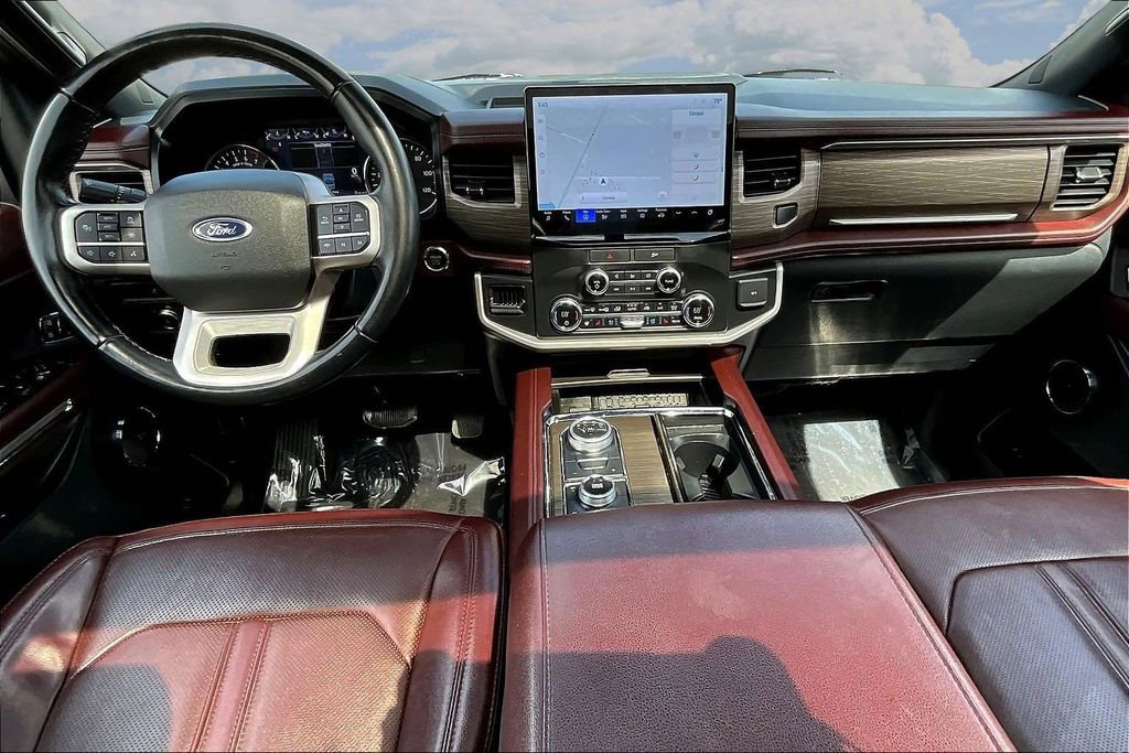 Used 2022 Ford Expedition Limited AWD/4WD image 9