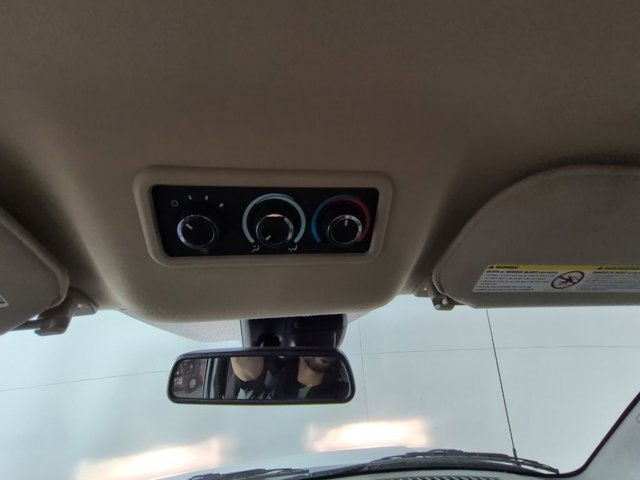 Certified 2025 Chevrolet Express 3500 LT w/ LT Preferred Equipment Group RWD image 14