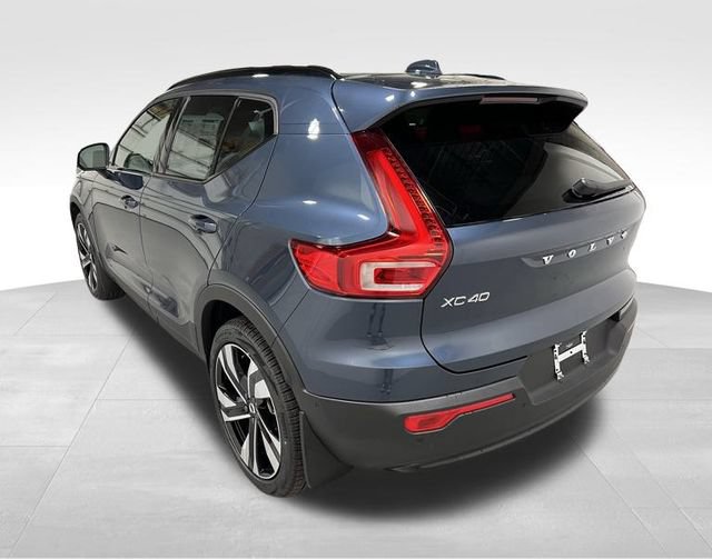 New 2026 Volvo XC40 B5 Ultra w/ Protection Package Premier AWD/4WD image 7