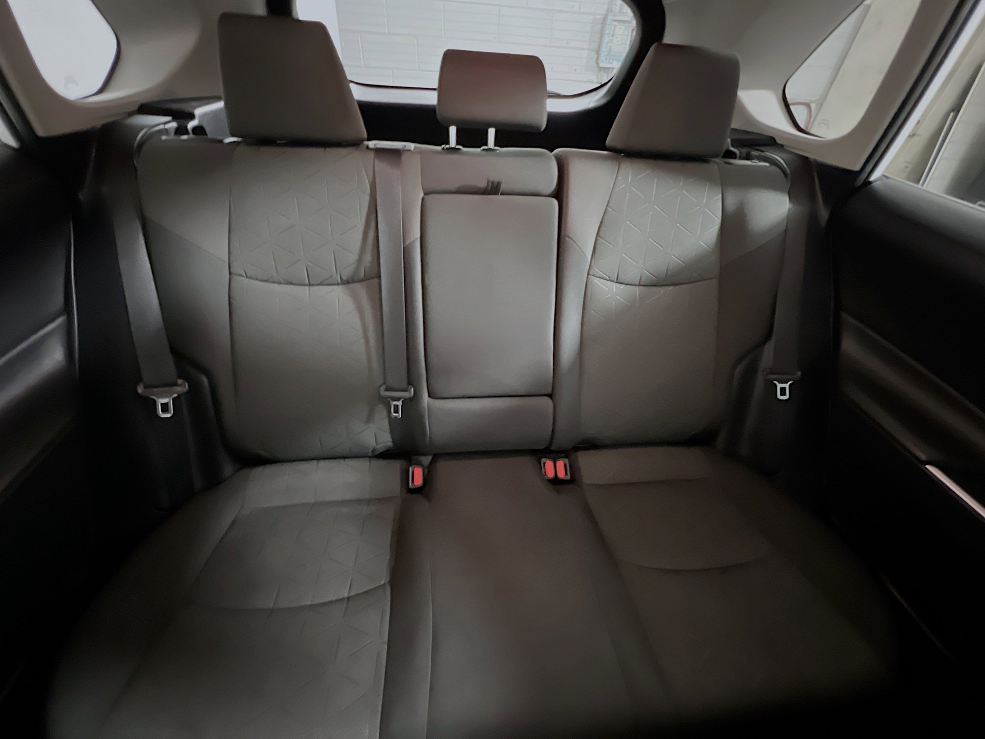 Used 2020 Toyota RAV4 XLE w/ Convenience Package image 33