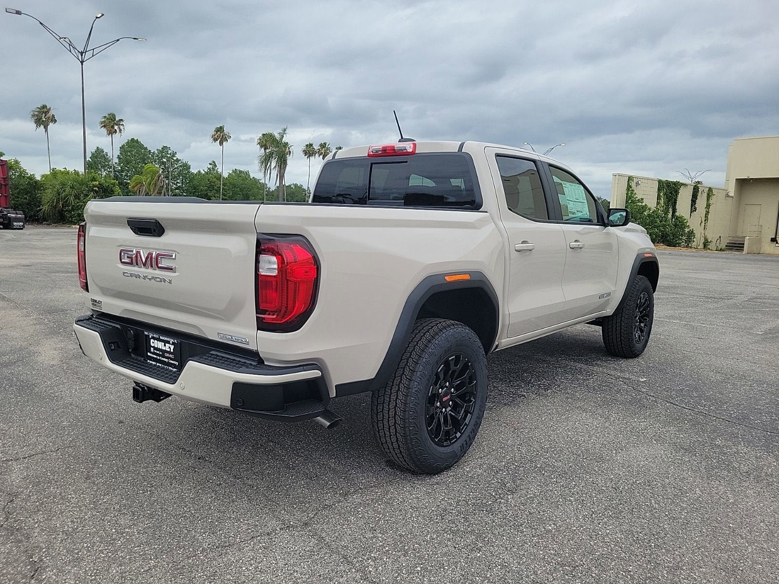 New 2026 GMC Canyon Elevation w/ Convenience Package RWD image 5