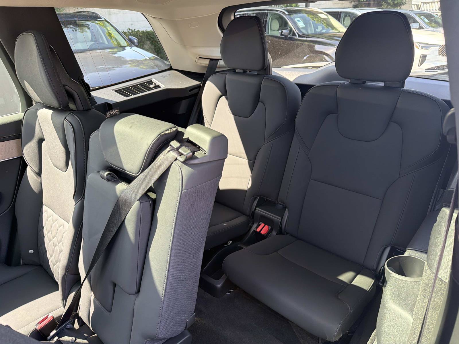 Certified 2026 Volvo XC90 B6 Plus AWD/4WD image 23