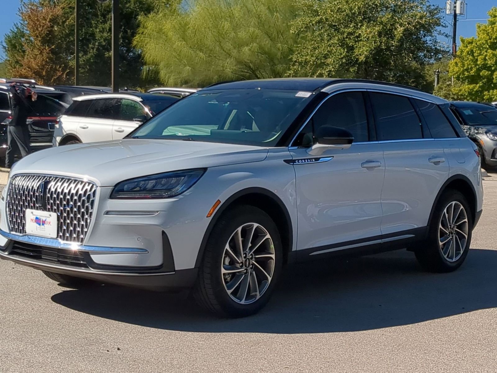 New 2026 Lincoln Corsair Premiere image 7