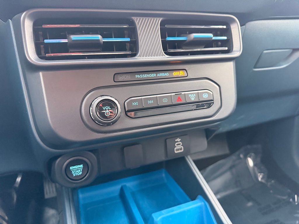 Used 2025 Ford Maverick XLT w/ Equipment Group 301A image 20