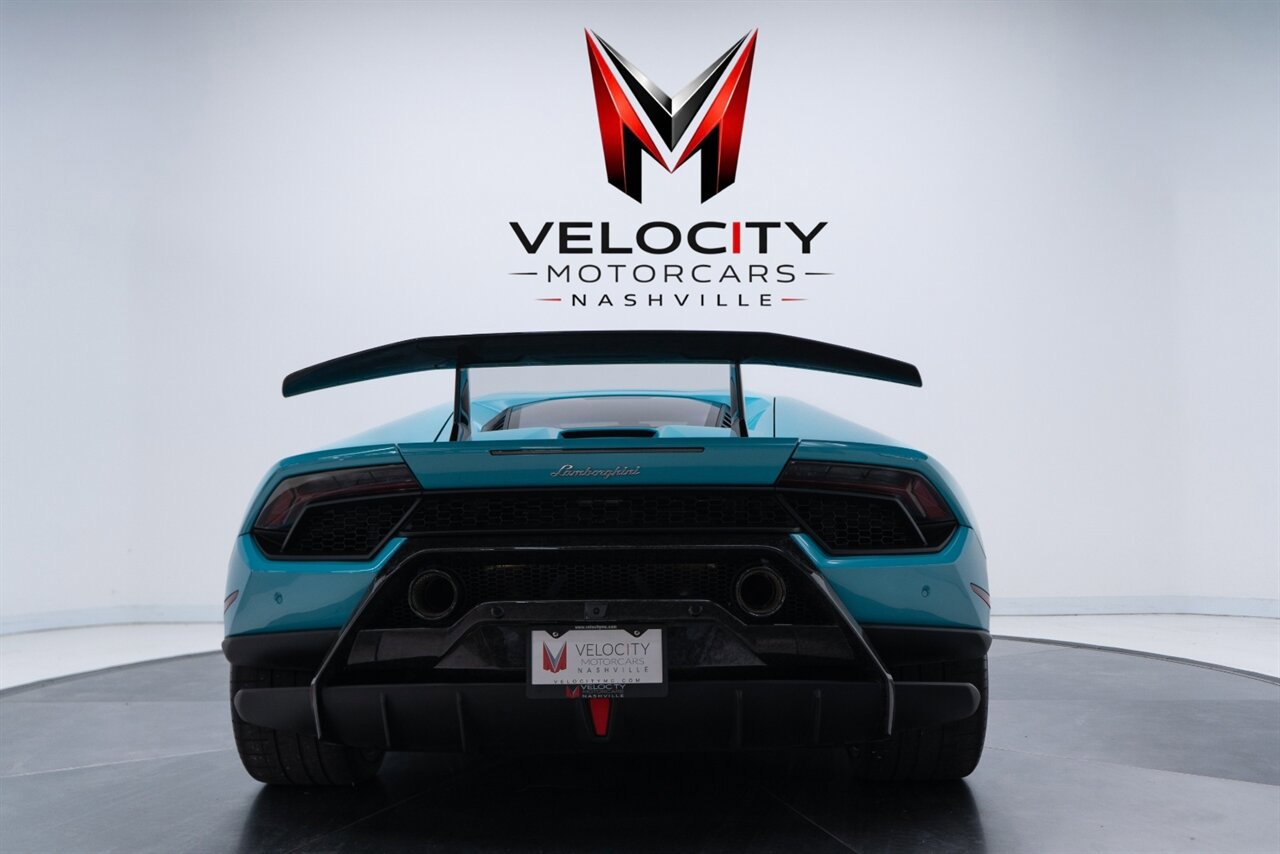 Used 2019 Lamborghini Huracan Performante AWD/4WD image 19