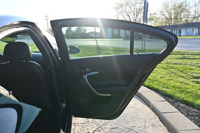 Used 2017 Buick Regal GS image 20