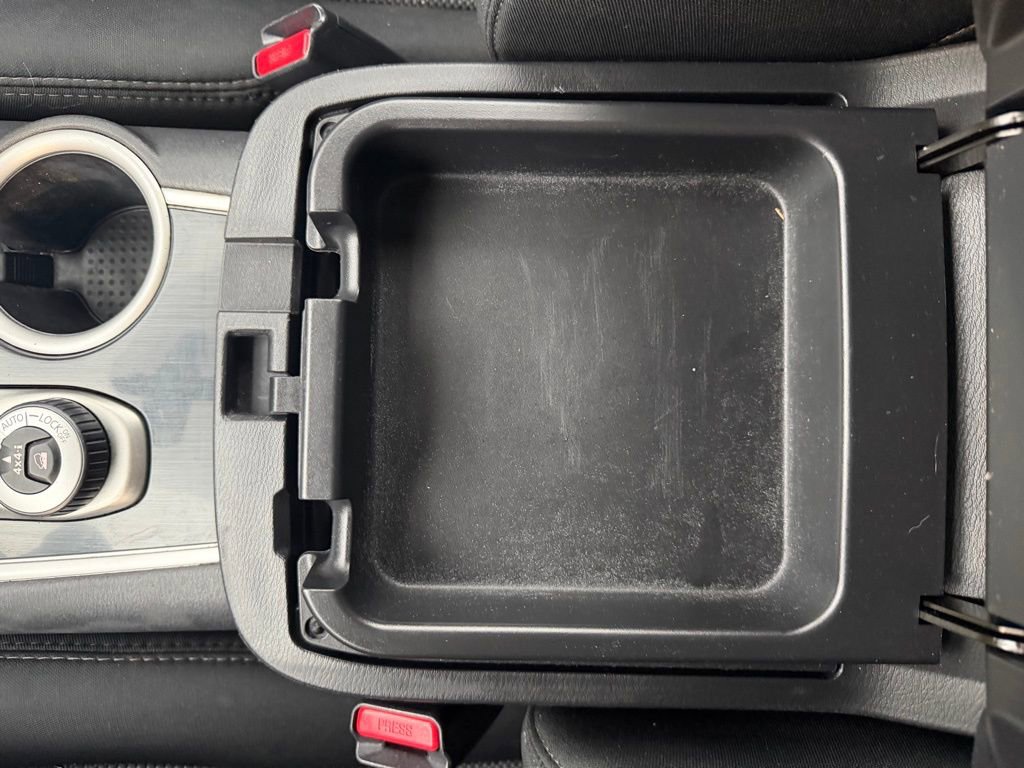 Used 2019 Nissan Pathfinder SV image 33