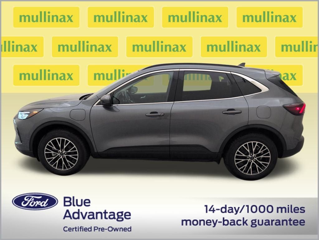 Used 2025 Ford Escape Base image 12