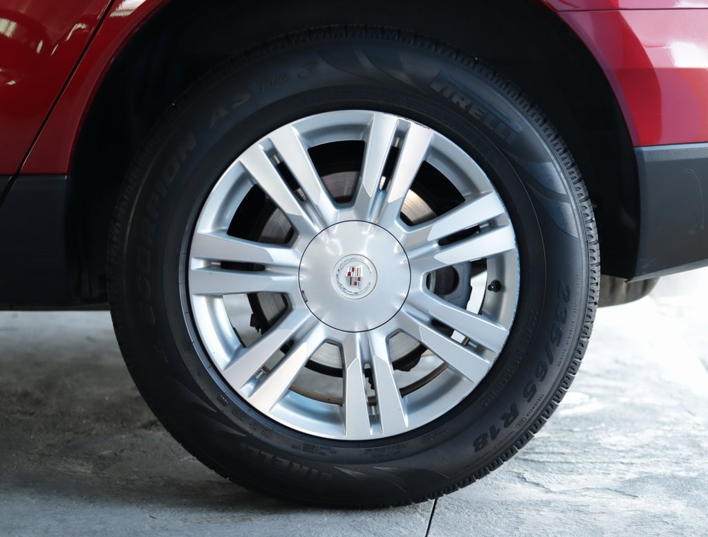 Used 2015 Cadillac SRX Luxury w/ Driver Awareness Package image 39