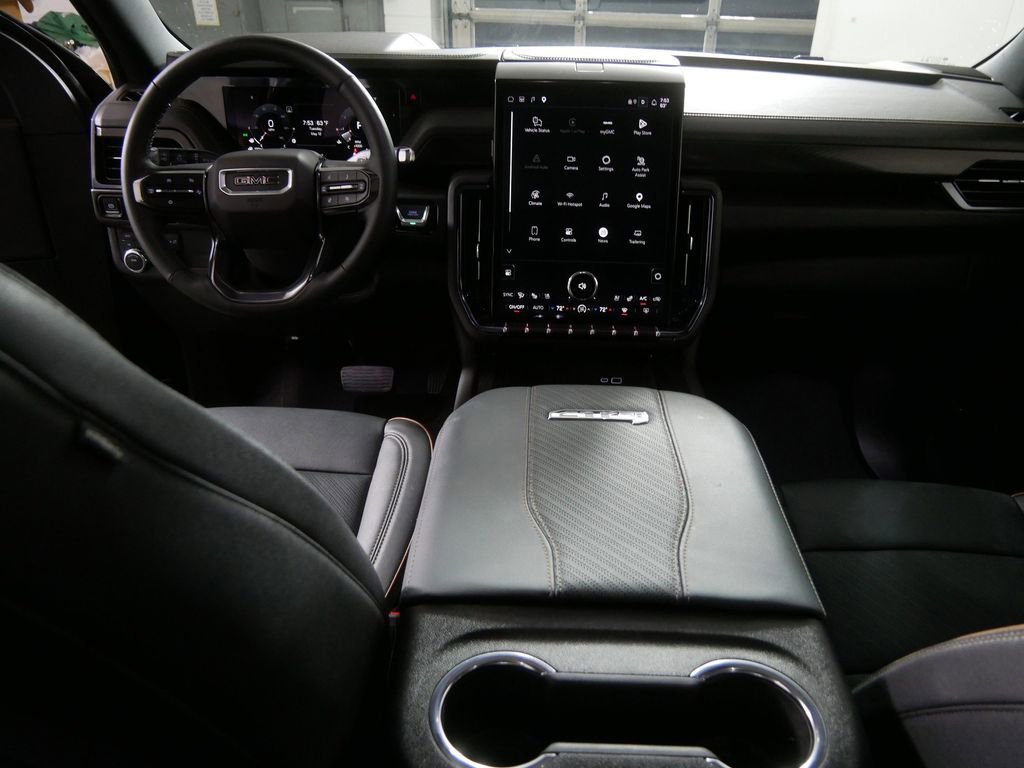 Used 2025 GMC Yukon AT4 AWD/4WD image 27