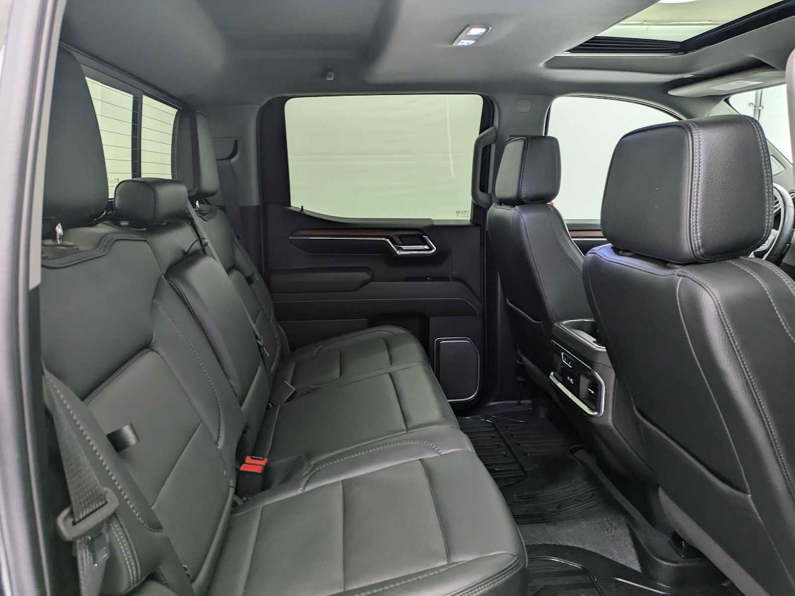 Used 2024 GMC Sierra 1500 Denali w/ Denali Reserve Package image 22