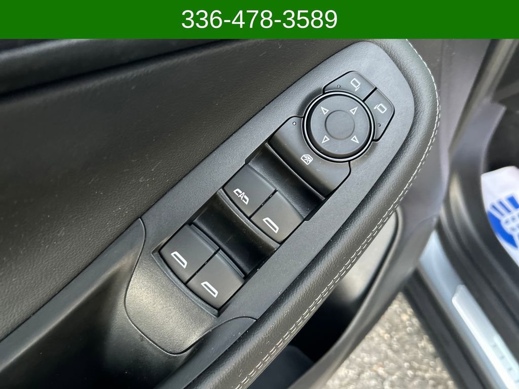 Used 2022 Buick Encore GX Select image 11