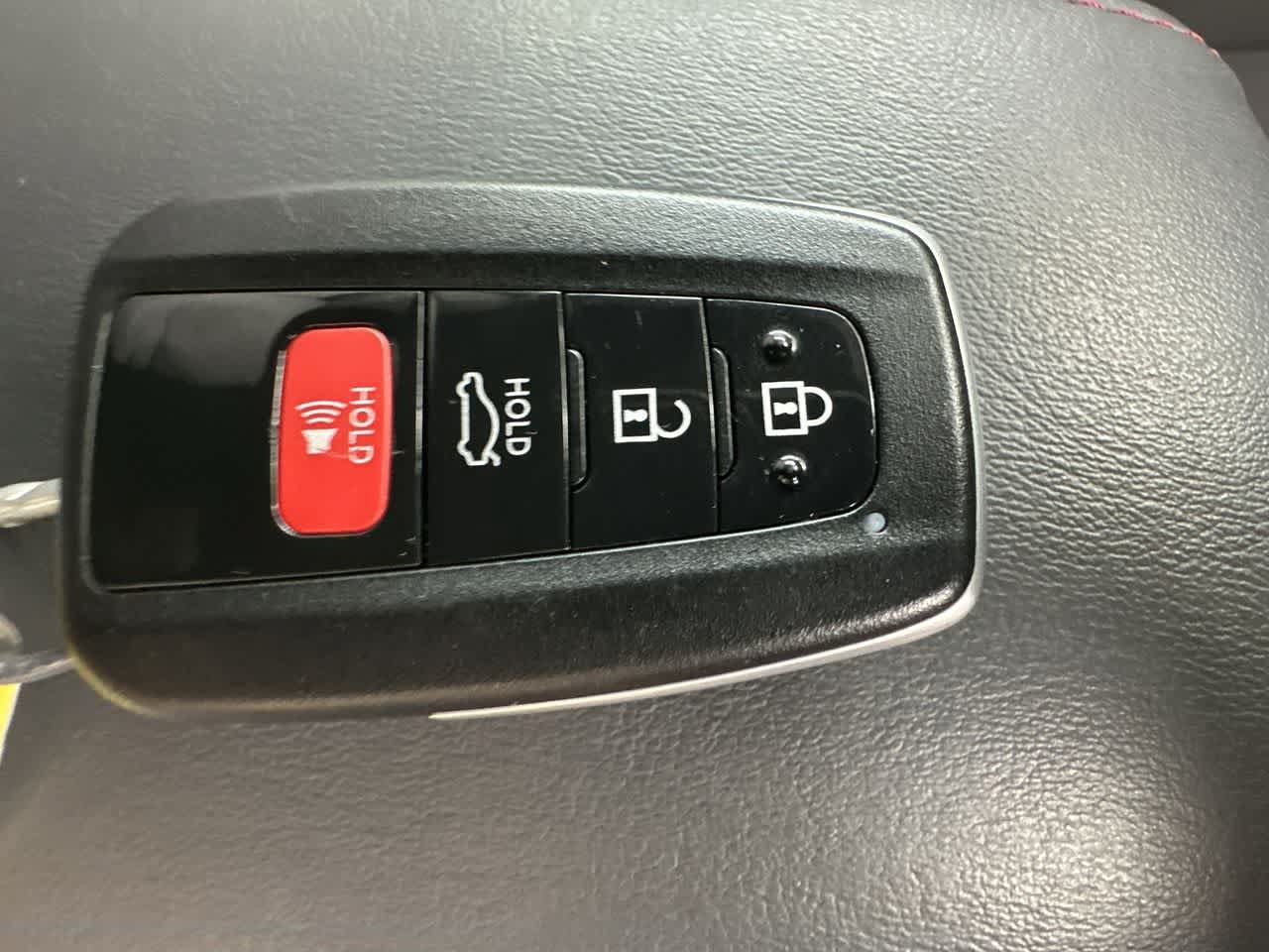 Used 2025 Toyota Corolla SE FWD image 28