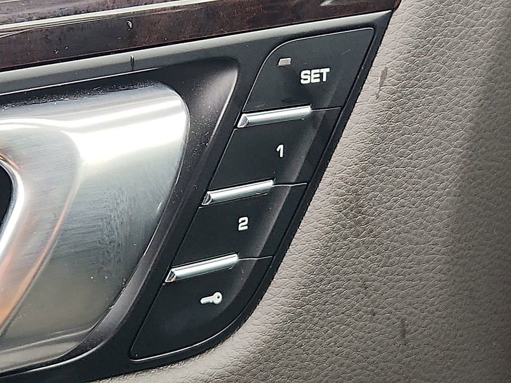 Certified 2023 Porsche Macan S image 24