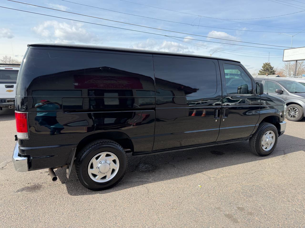 Used 2014 Ford E-150 and Econoline 150 w/ Power Group image 10