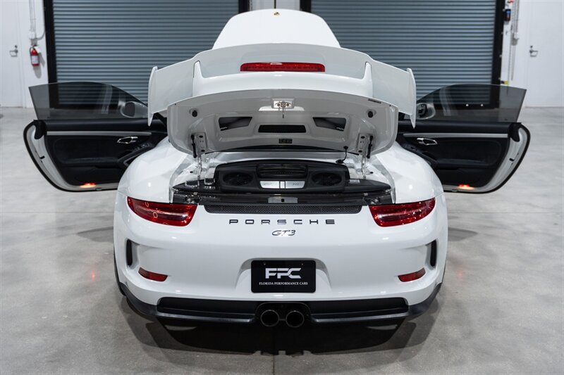 Used 2015 Porsche 911 GT3 RWD image 38