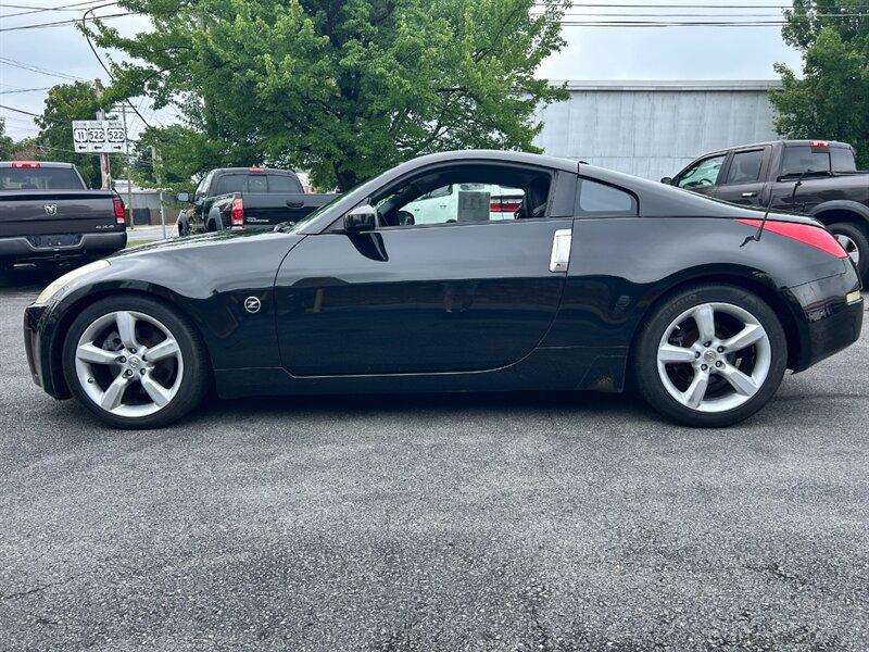 Used 2008 Nissan 350Z Touring RWD image 6