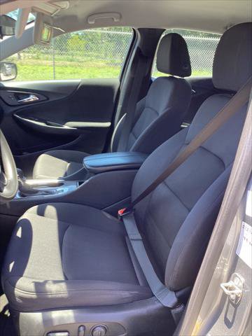 Used 2023 Chevrolet Malibu LT FWD image 21